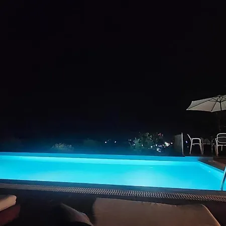 “pool&sun” Durrës