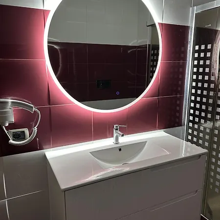 Вилла “pool & Sun” Дуррес